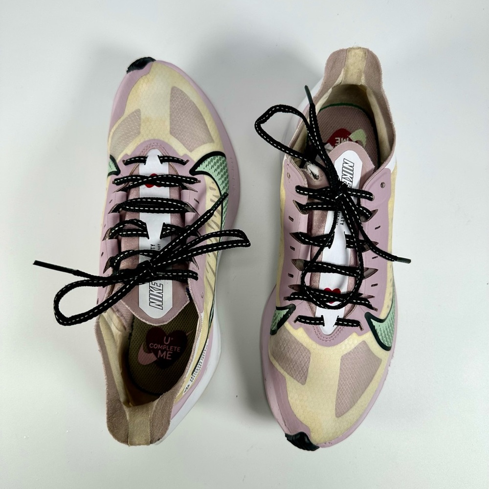 Nike Women's Gravity Zoom U* Complete Me Running Shoes - Picture 6 of 12